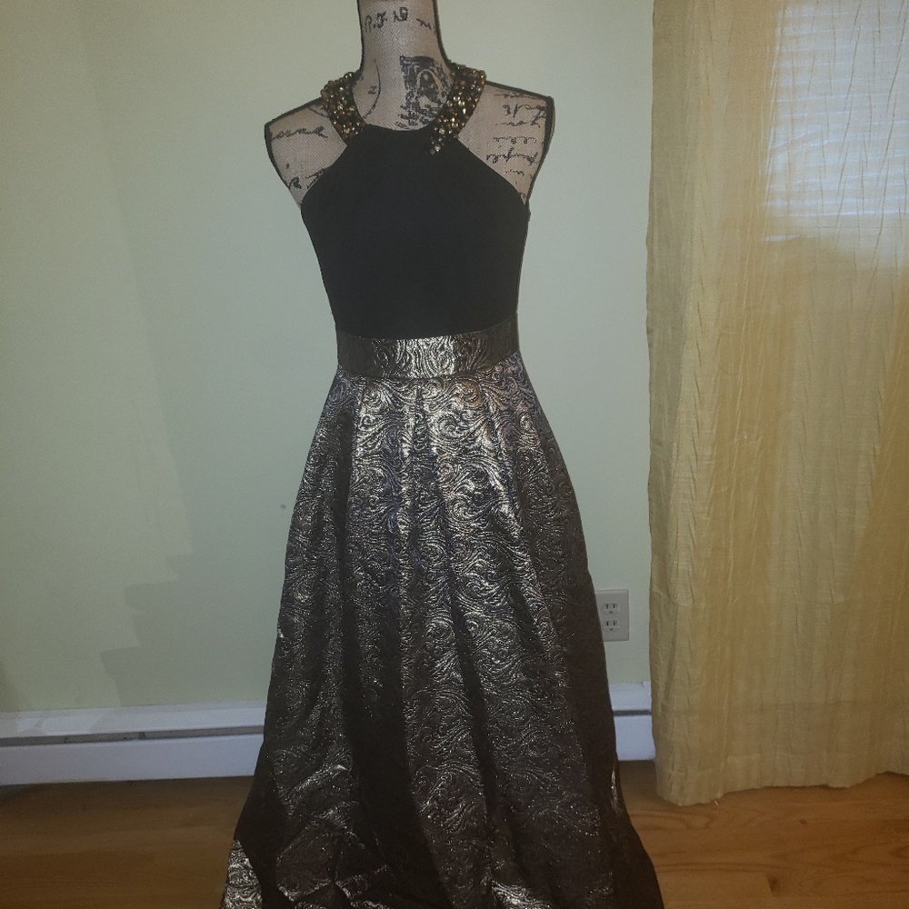 Eliza J Black Gold Metallic dress
